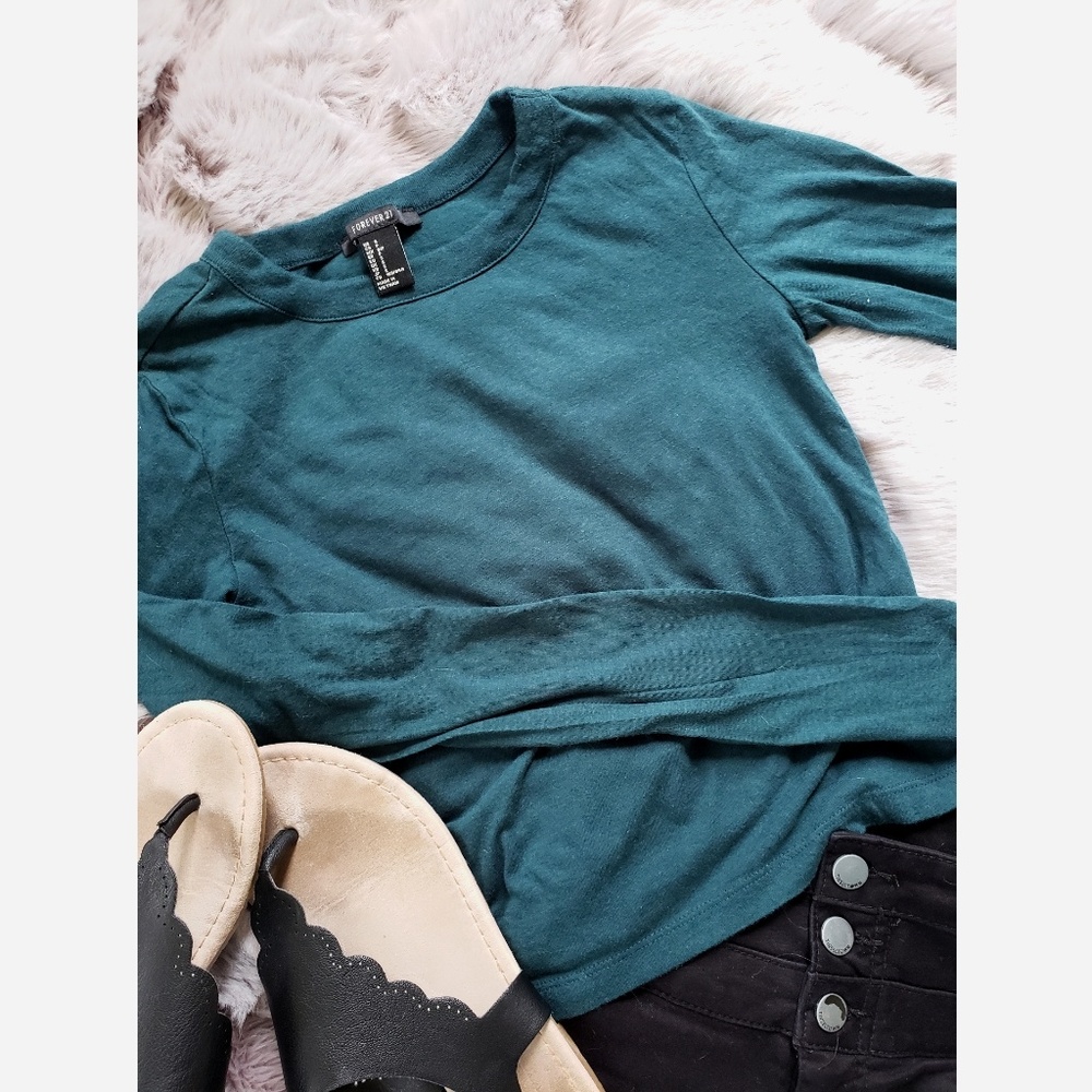 2/20 Forever 21 Evergreen Crop Top Soze S B7